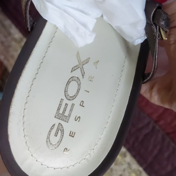 GEOX*Respira delicate rhinestone detail strappy wedge sandal size 40 side buckle - Picture 4 of 14